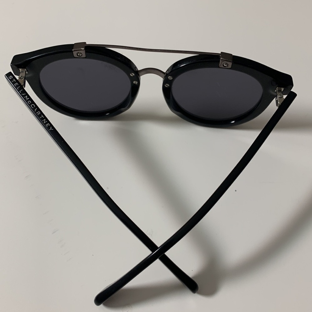 Stella McCartney sunglasses GUC - Picture 5 of 5
